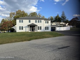975 Van Court Ave - Photo 1 of 1