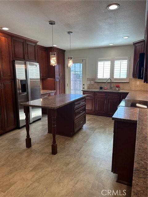 3252 Orangewood Ave - Photo 5 of 7