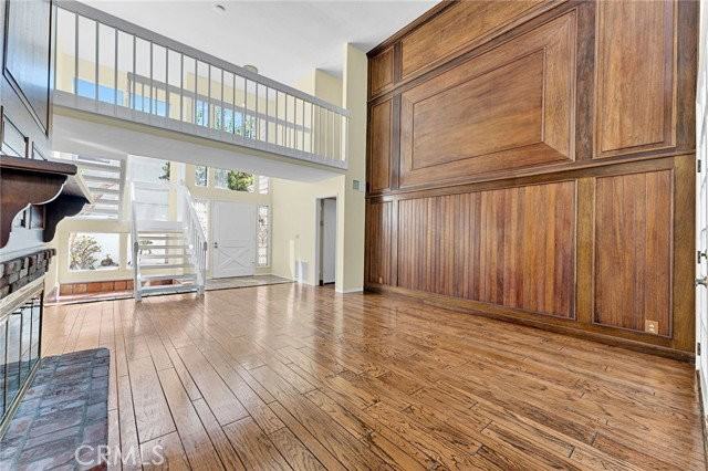 4871 Royce Rd - Photo 7 of 8