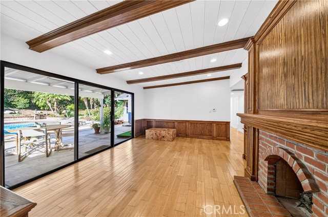 623 Santa Barbara Ave - Photo 4 of 4