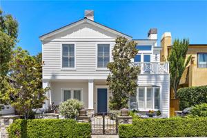 featured image of 503 1/2 Goldenrod Ave
