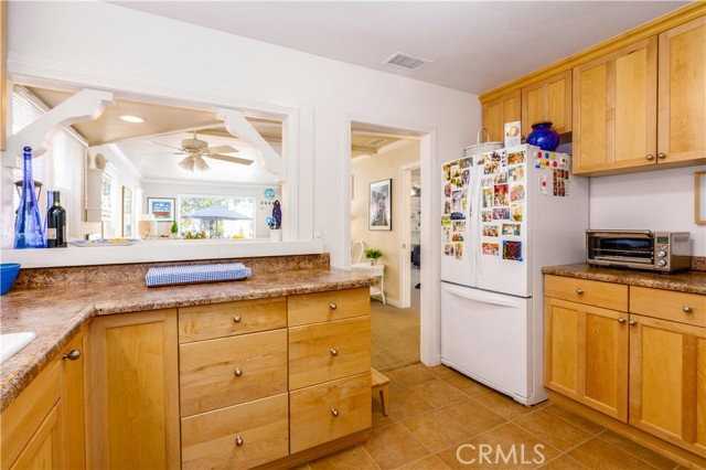 2025 Miramar Dr - Photo 5 of 8