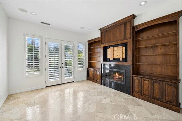 509 Orchid Ave - Photo 3 of 8