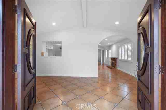 722 Sherry Ln - Photo 3 of 8