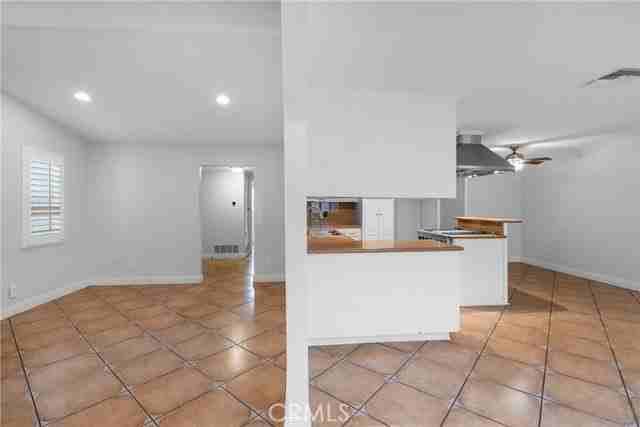 722 Sherry Ln - Photo 7 of 8