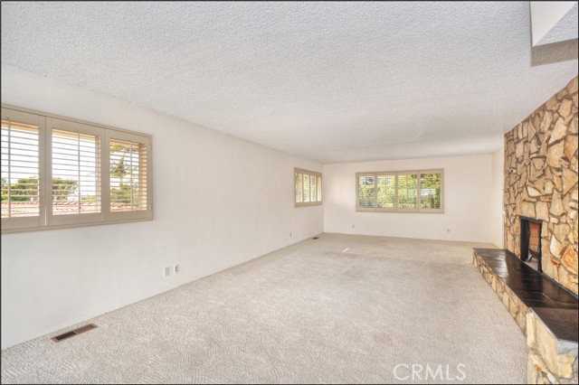 904 Emerald Bay - Photo 2 of 8