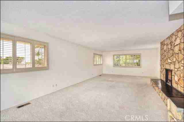 904 Emerald Bay - Photo 3 of 8
