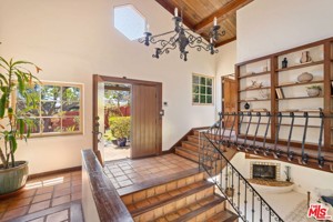 featured image of 19805 Valley View Dr