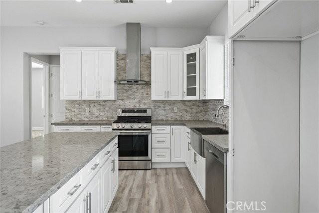 7819 Genesta Ave - Photo 7 of 8