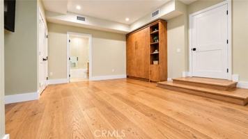 featured image of 4640 Tobias Ave