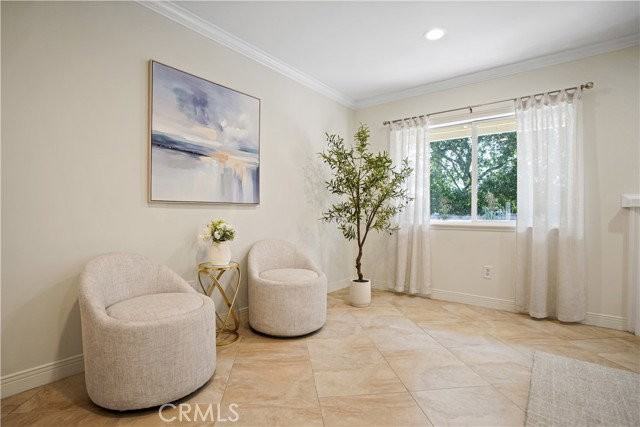 22615 Dardenne St - Photo 4 of 8