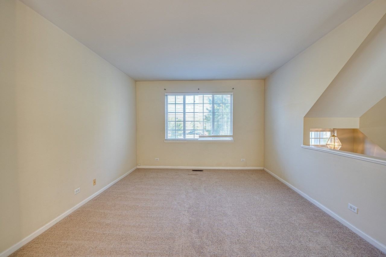 2185 Daybreak Dr #2185 - Photo 3 of 20