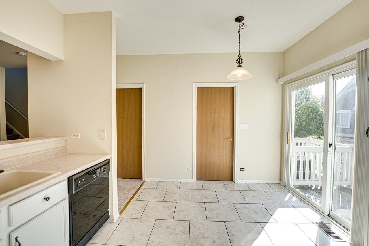 2185 Daybreak Dr #2185 - Photo 6 of 20