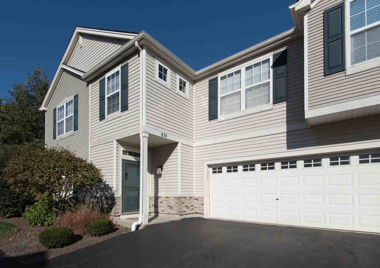 674 Arbor Cir - Photo 2 of 23
