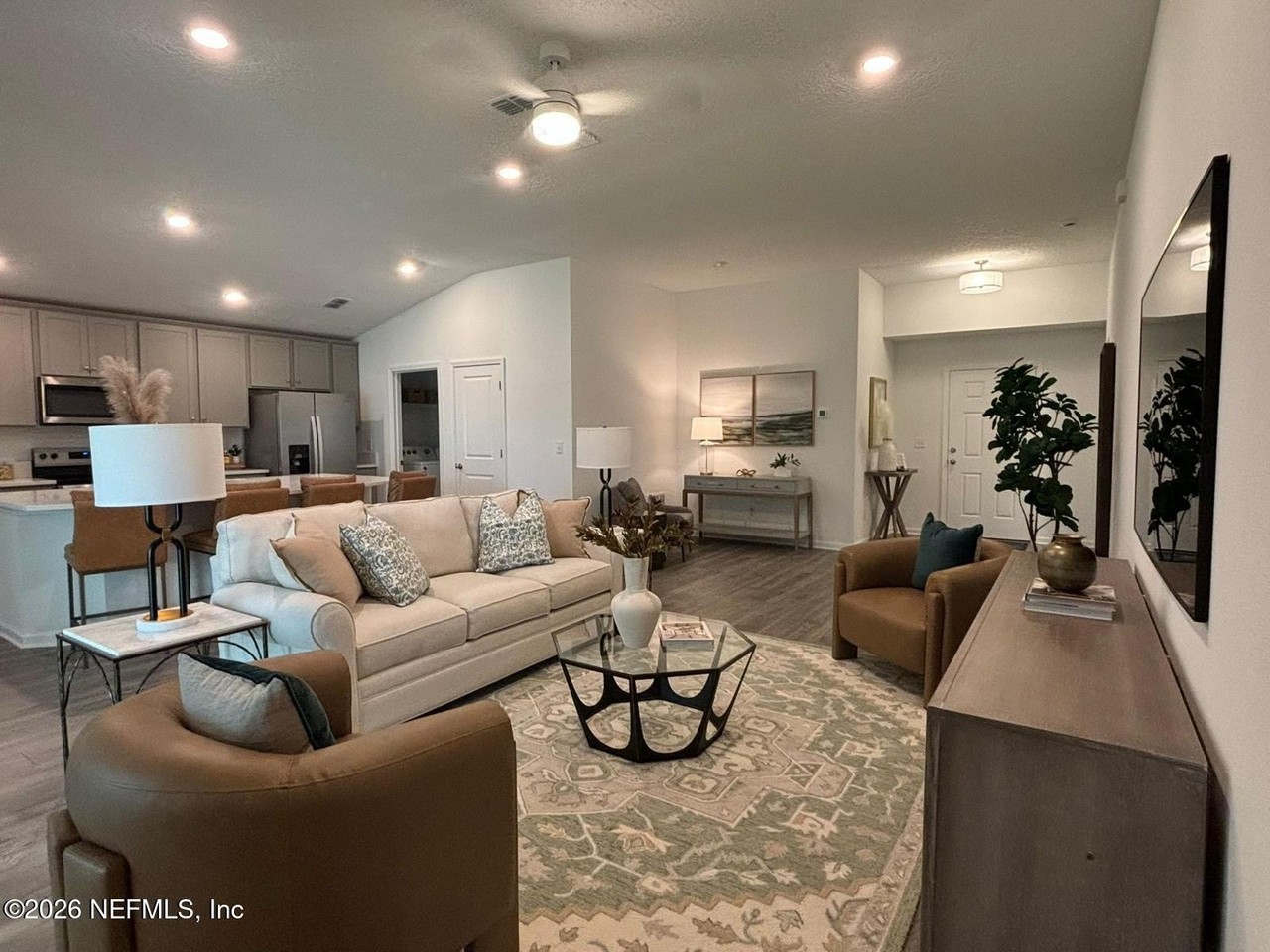 3113 Golden Eye Dr - Photo 3 of 9