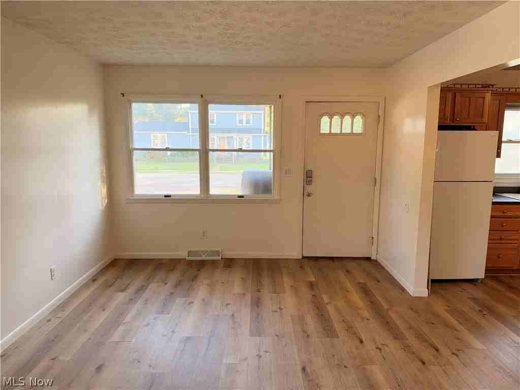 1154 Bradford St Nw - Photo 5 of 18