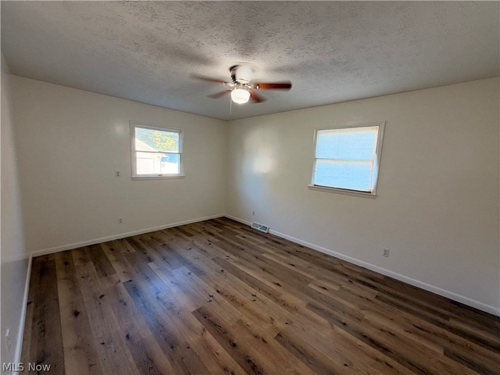 1154 Bradford St Nw - Photo 7 of 18