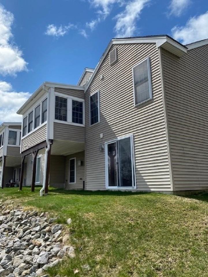20 Ledgewood Dr - Photo 2 of 13