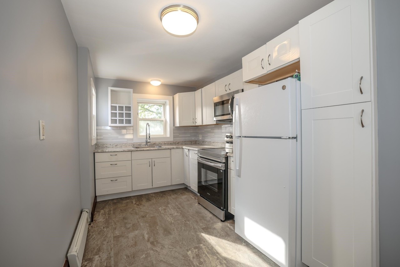 103 Walnut St #2 - Photo 6 of 18