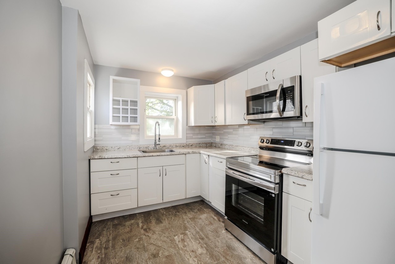 103 Walnut St #2 - Photo 7 of 18