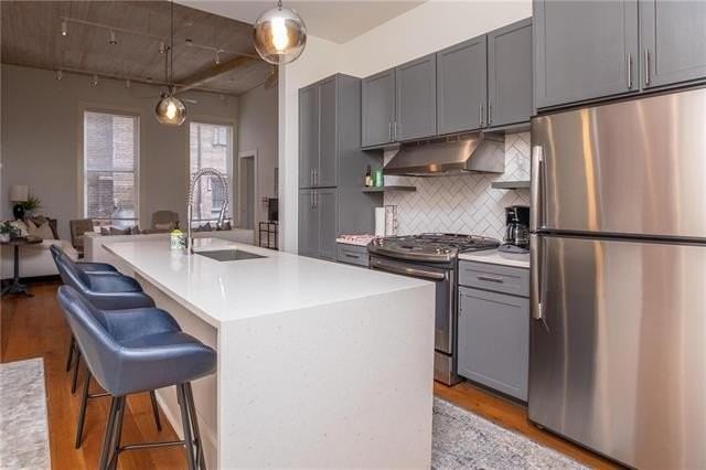 221 Chartres St #208 - Photo 5 of 19