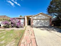 1123 Greenview Ln - Photo 1 of 1