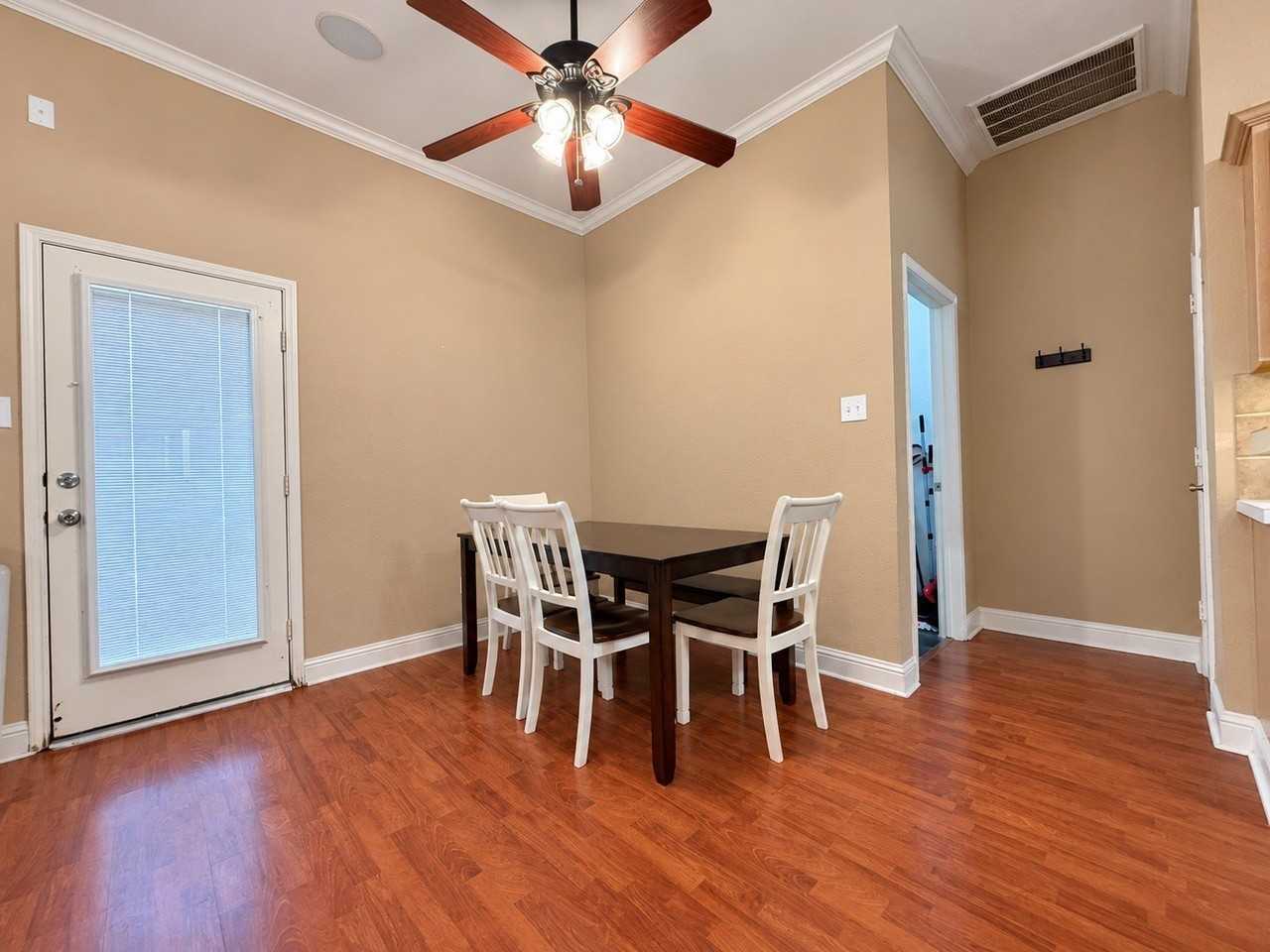 6252 Dark Forest Dr - Photo 6 of 26