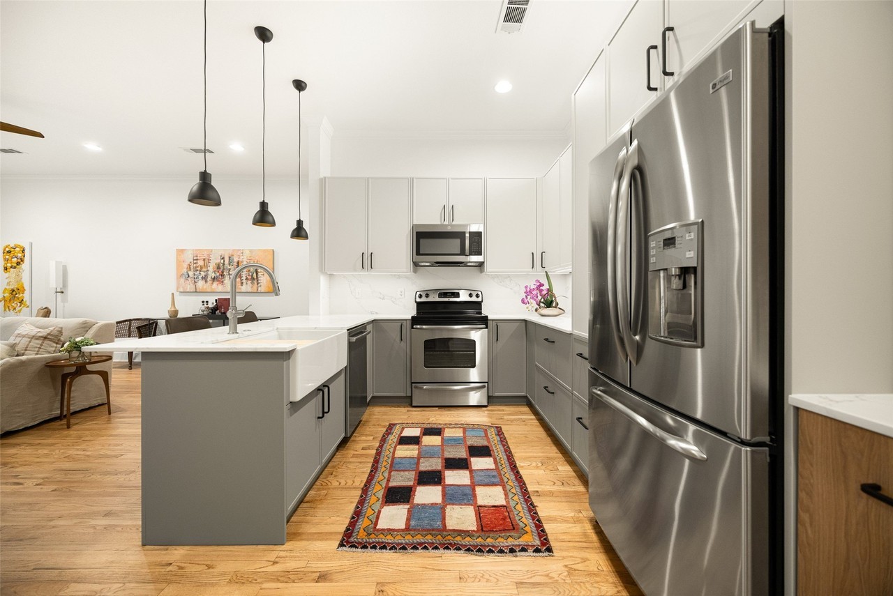 5711 Ross Ave #6 - Photo 4 of 24