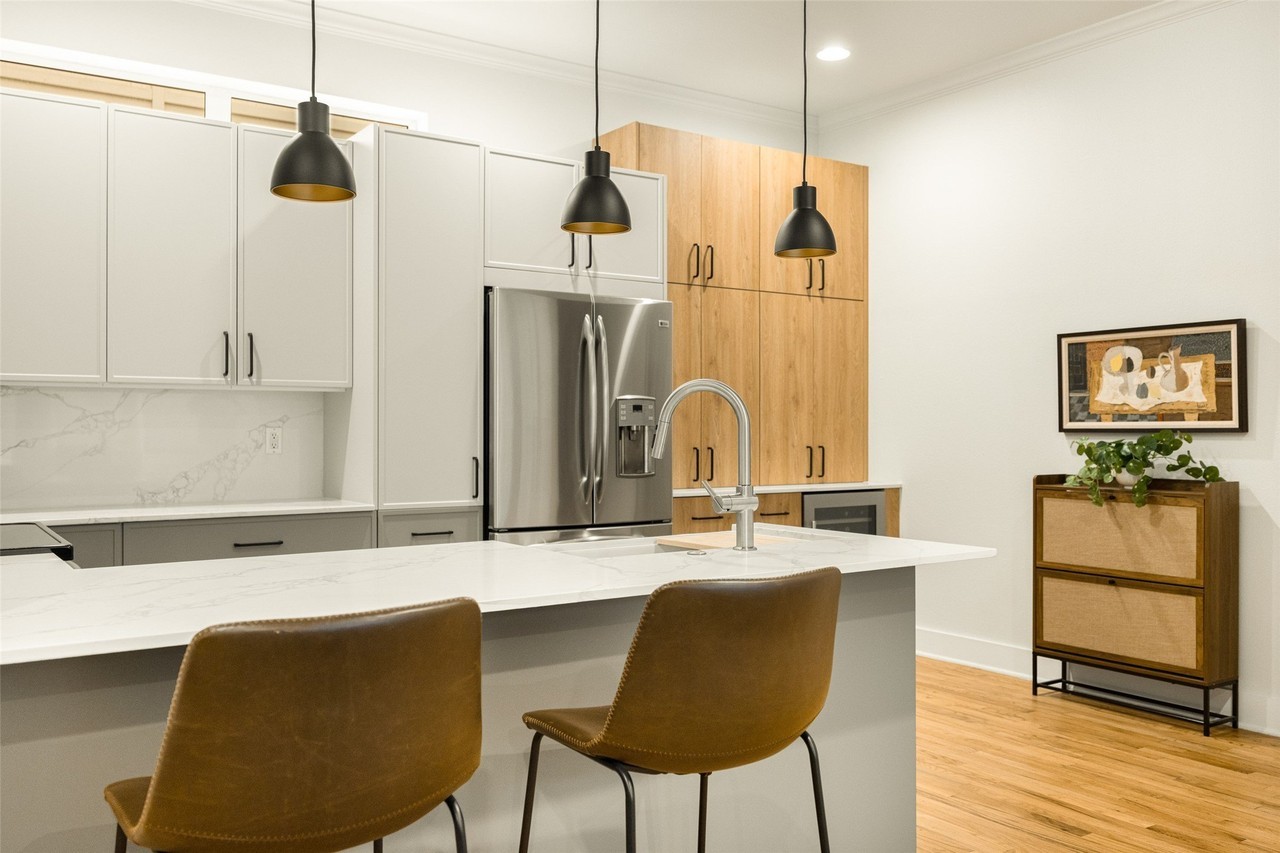 5711 Ross Ave #6 - Photo 7 of 24
