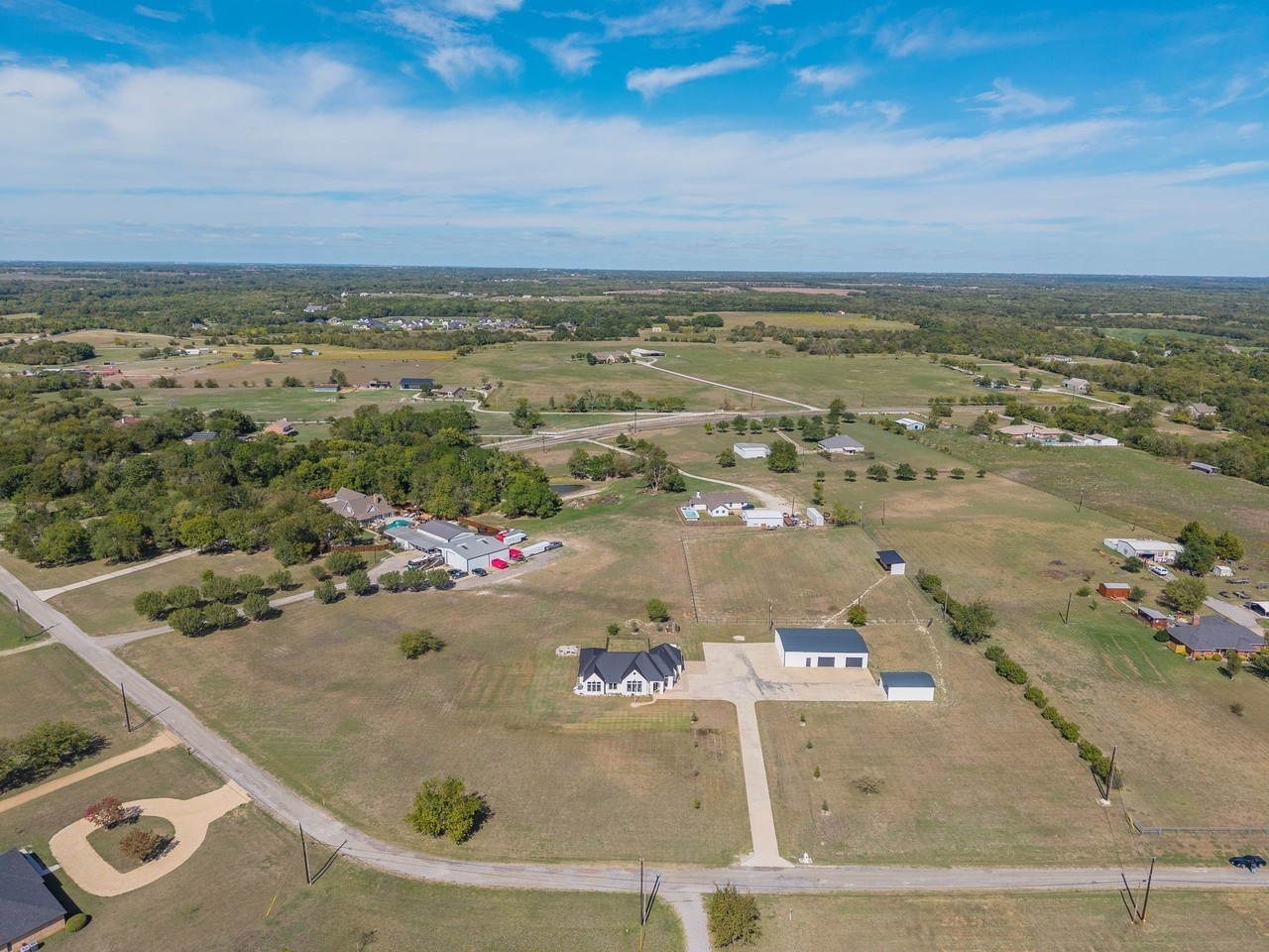 157 Country Place Ln - Photo 4 of 37