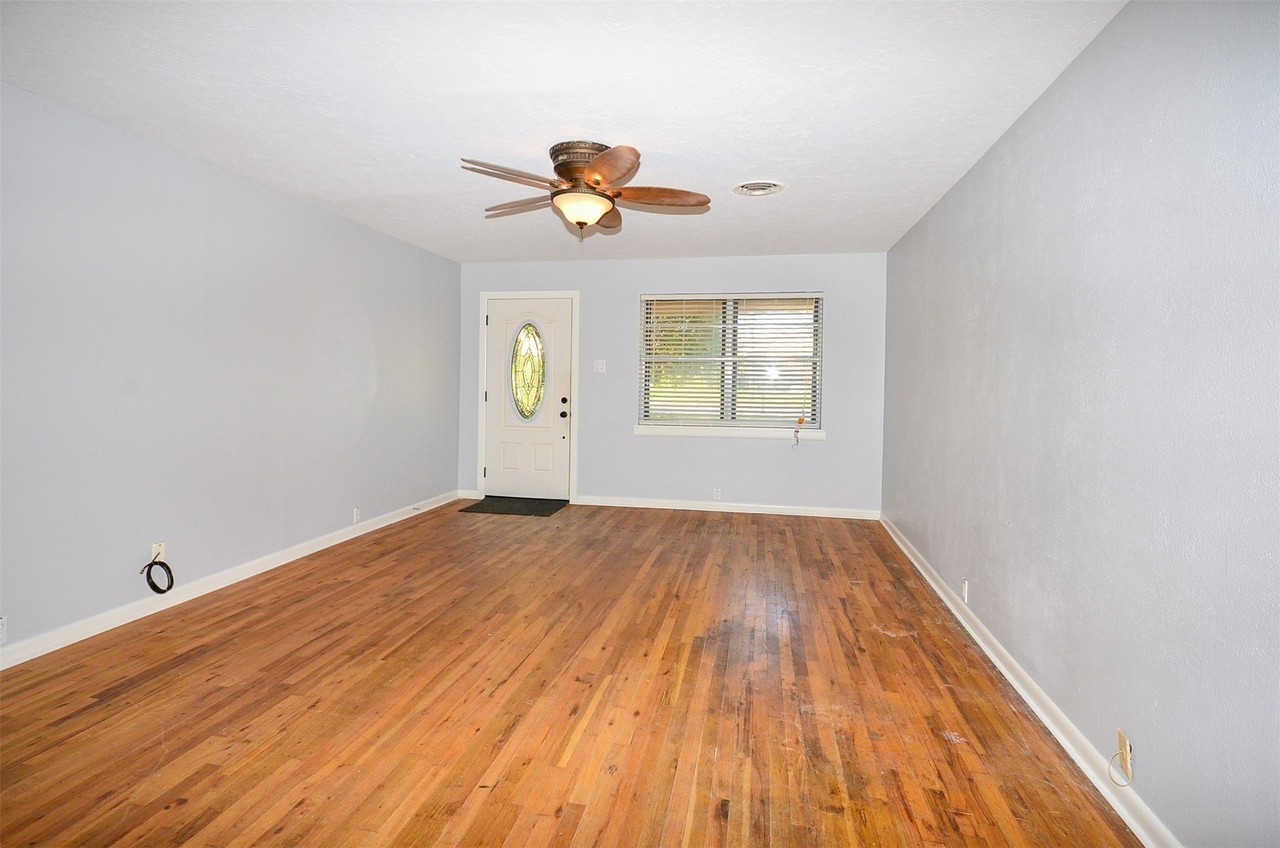 2515 N Shannon St - Photo 3 of 24