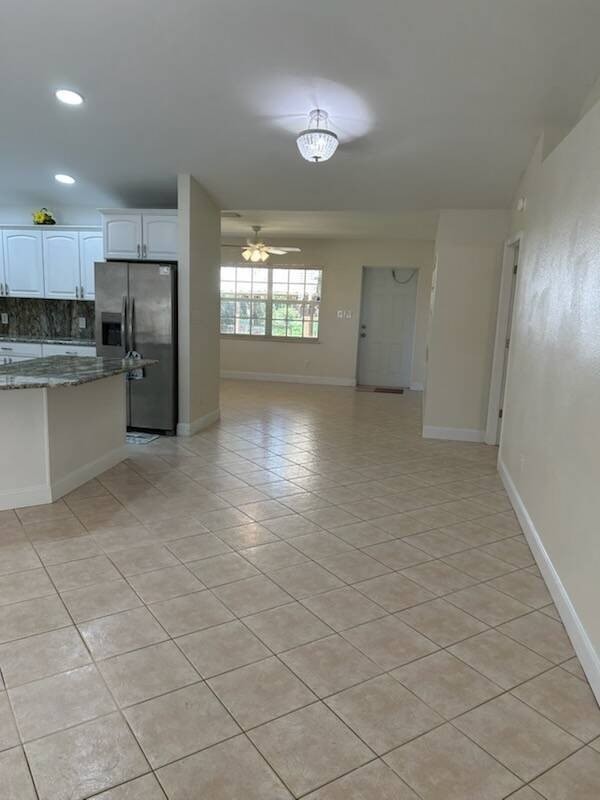 5617 County Road 621 - Photo 3 of 26