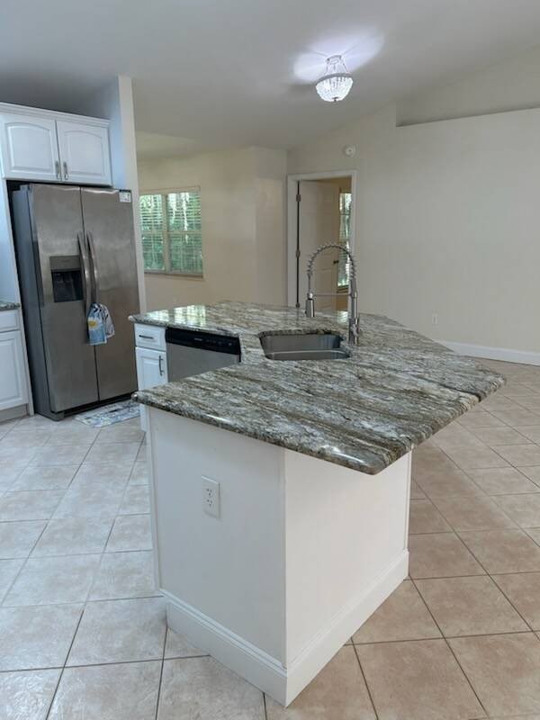 5617 County Road 621 - Photo 4 of 26