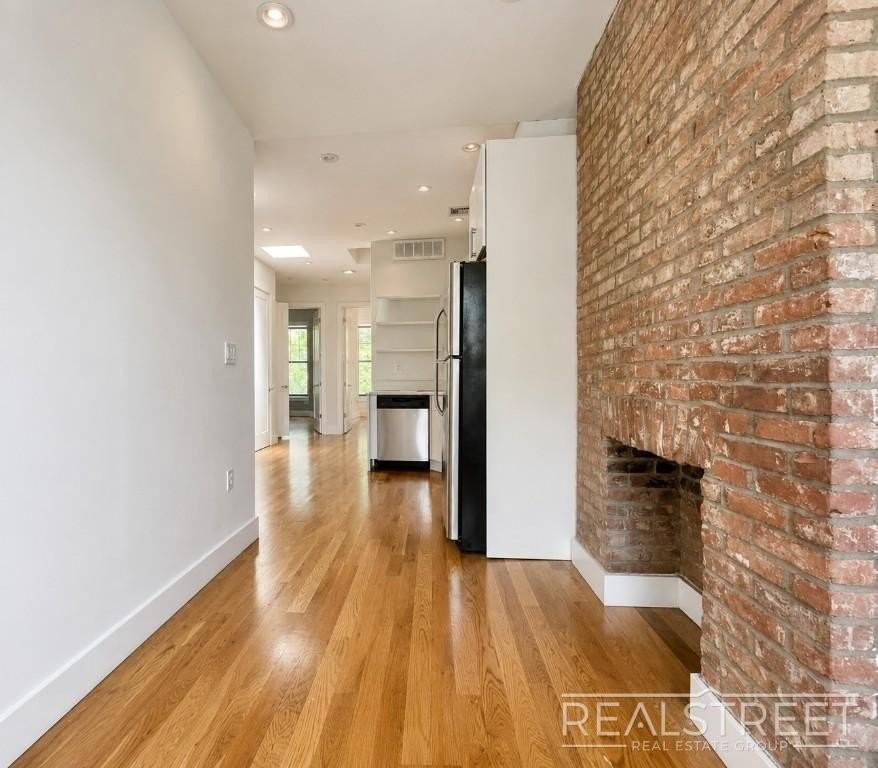 94 Lewis Ave #1 - Photo 5 of 11