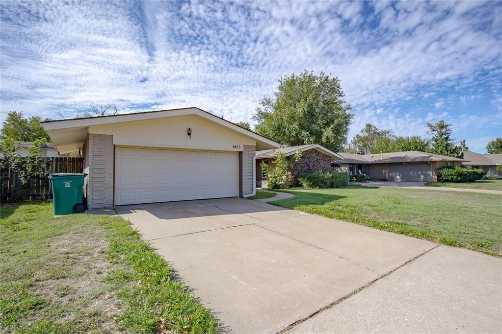6813 N Barr Ave - Photo 3 of 24