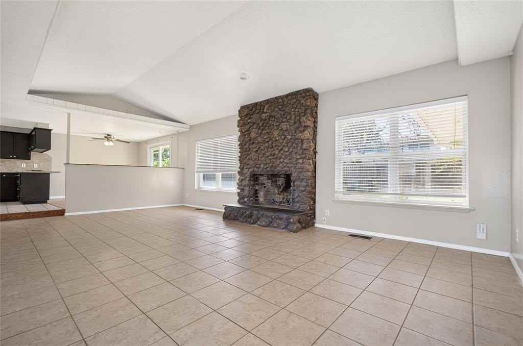 6813 N Barr Ave - Photo 6 of 24