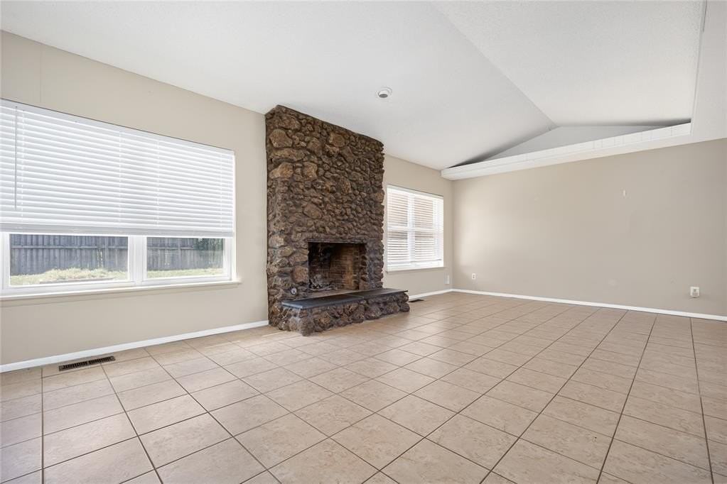 6813 N Barr Ave - Photo 7 of 24