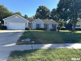 2442 Glencoe St - Photo 1 of 1