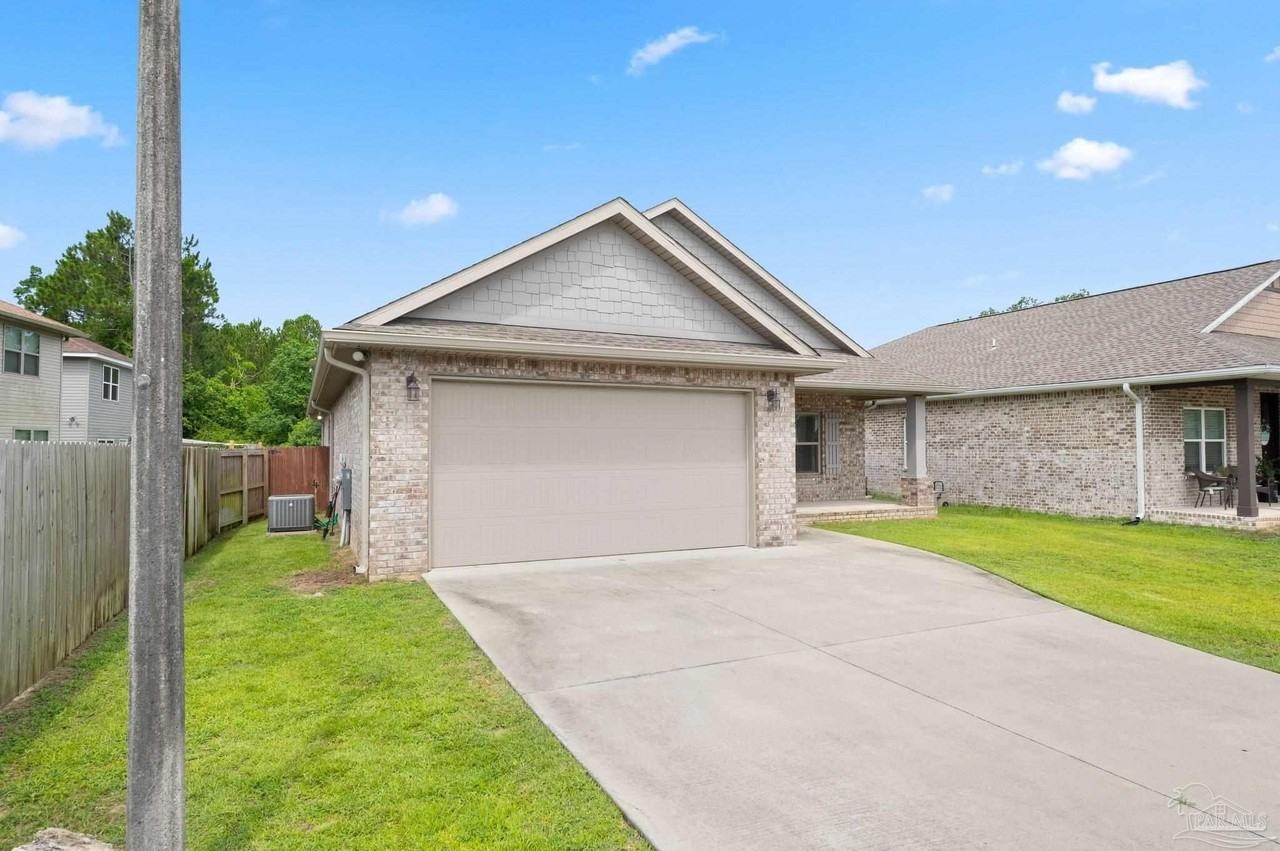 725 Upper Heron Way - Photo 3 of 43
