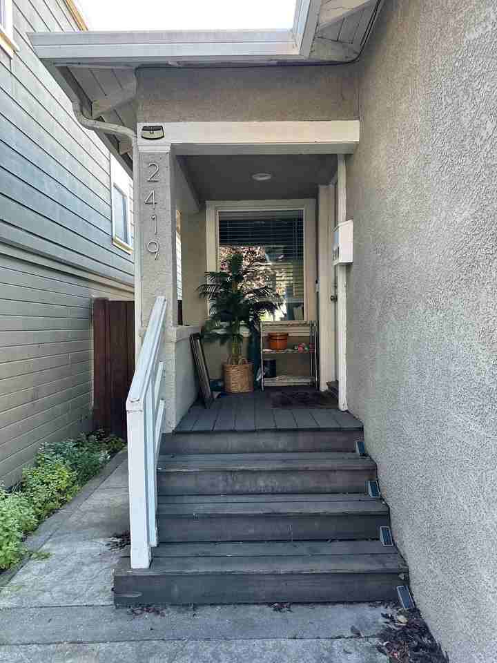 Linden St - Photo 2 of 4