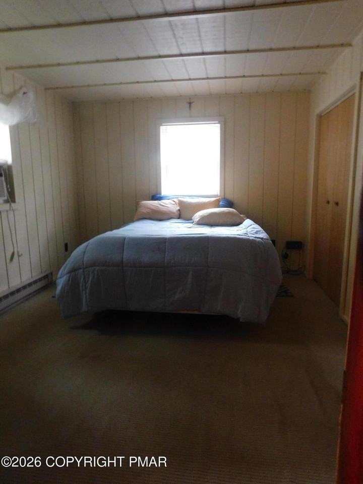 241 Regent St - Photo 6 of 15