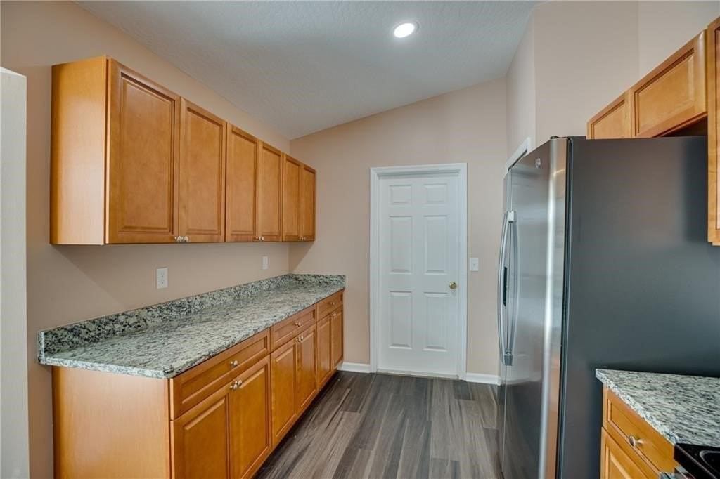 8416 95th Ct - Photo 7 of 24