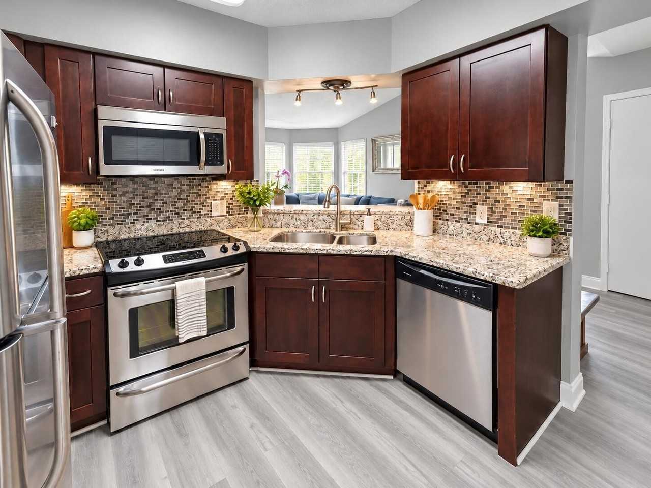 815 W Boynton Beach Blvd #12-206 - Photo 7 of 10