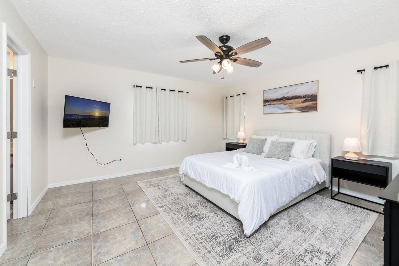 1481 Sw Gastador Ave - Photo 7 of 13