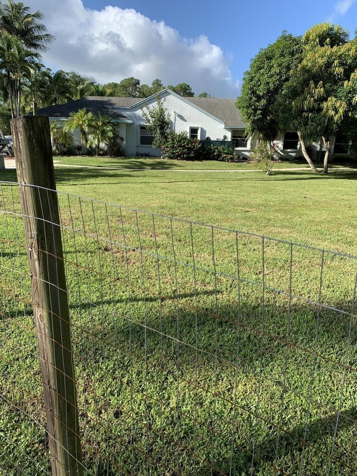 7023 Banyan Blvd #1 - Photo 3 of 11