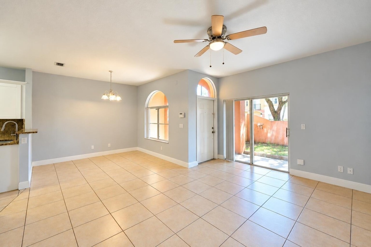 1405 S Santa Catalina Cir - Photo 6 of 31