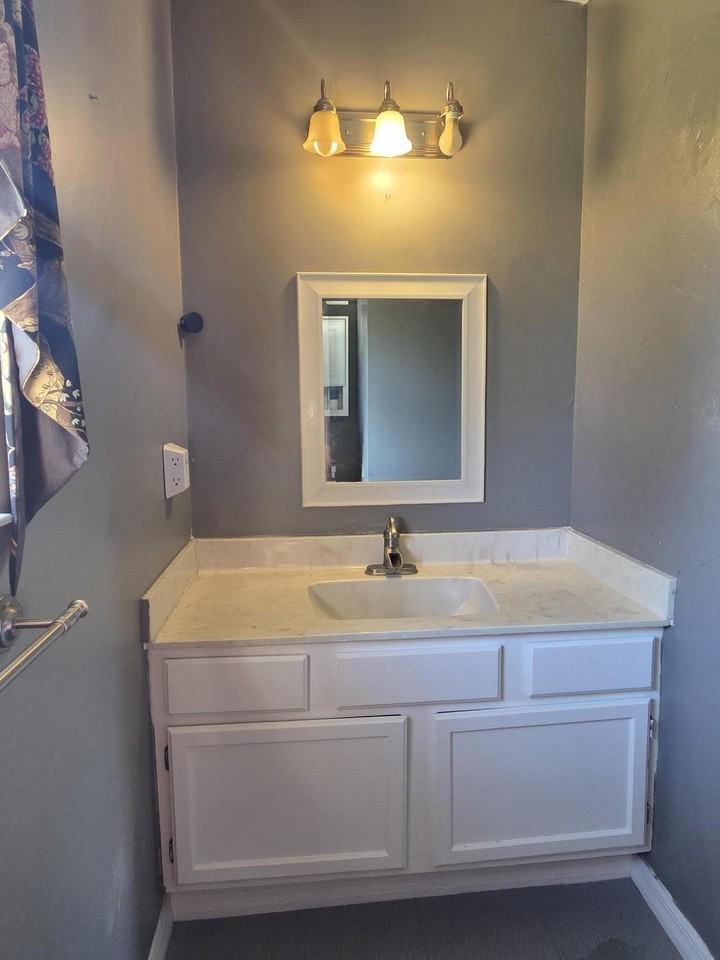7305 Pacific Ave - Photo 4 of 17
