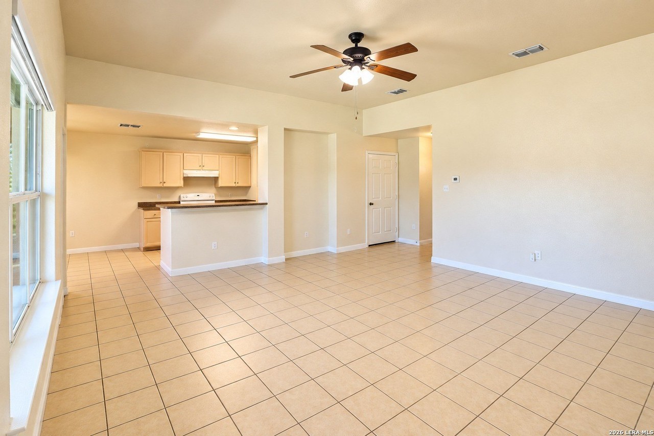 431 4th St - Photo 2 of 21