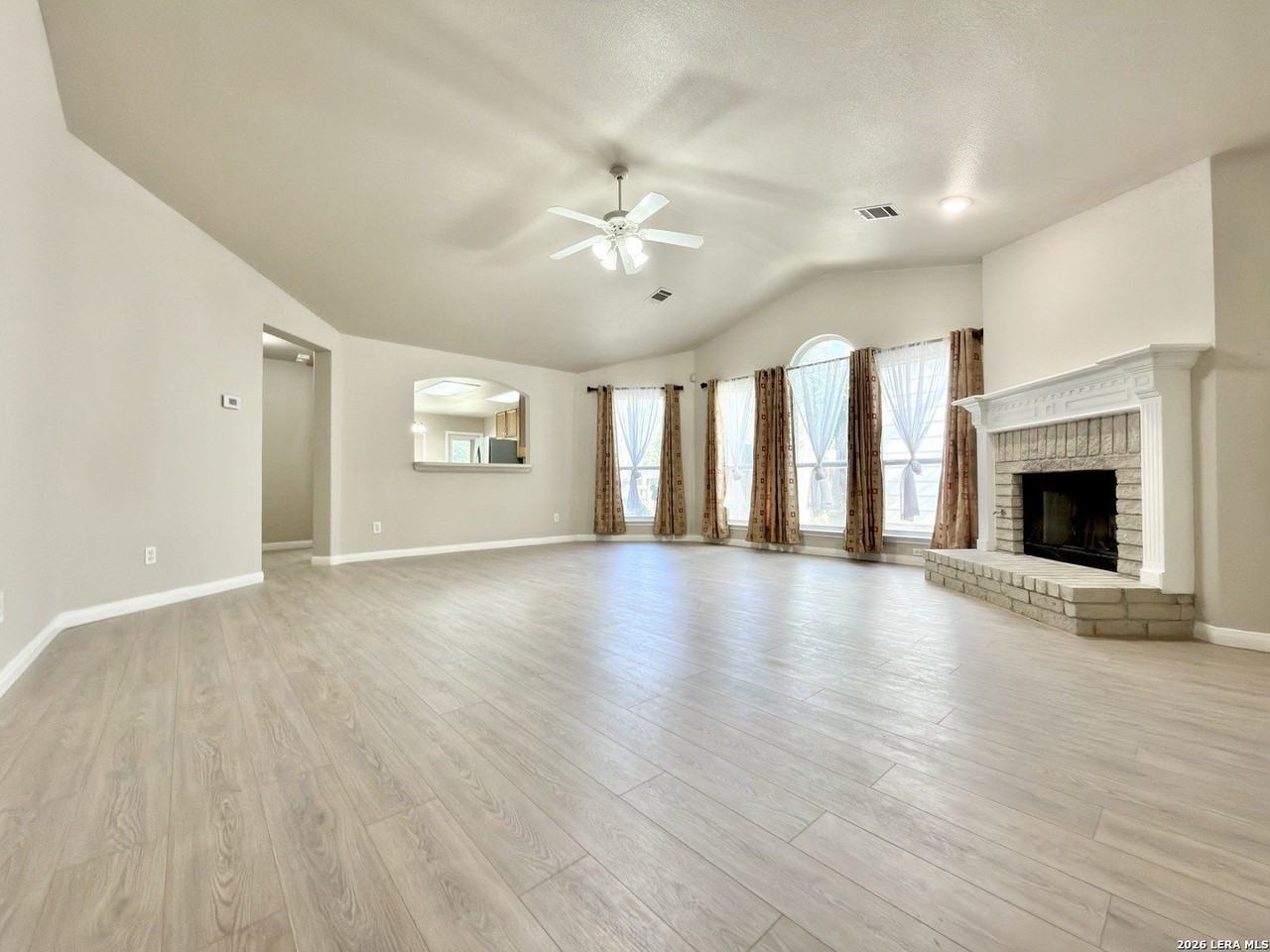 3618 Mill Meadow Dr - Photo 4 of 20