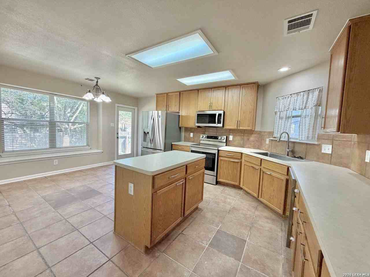 3618 Mill Meadow Dr - Photo 7 of 20